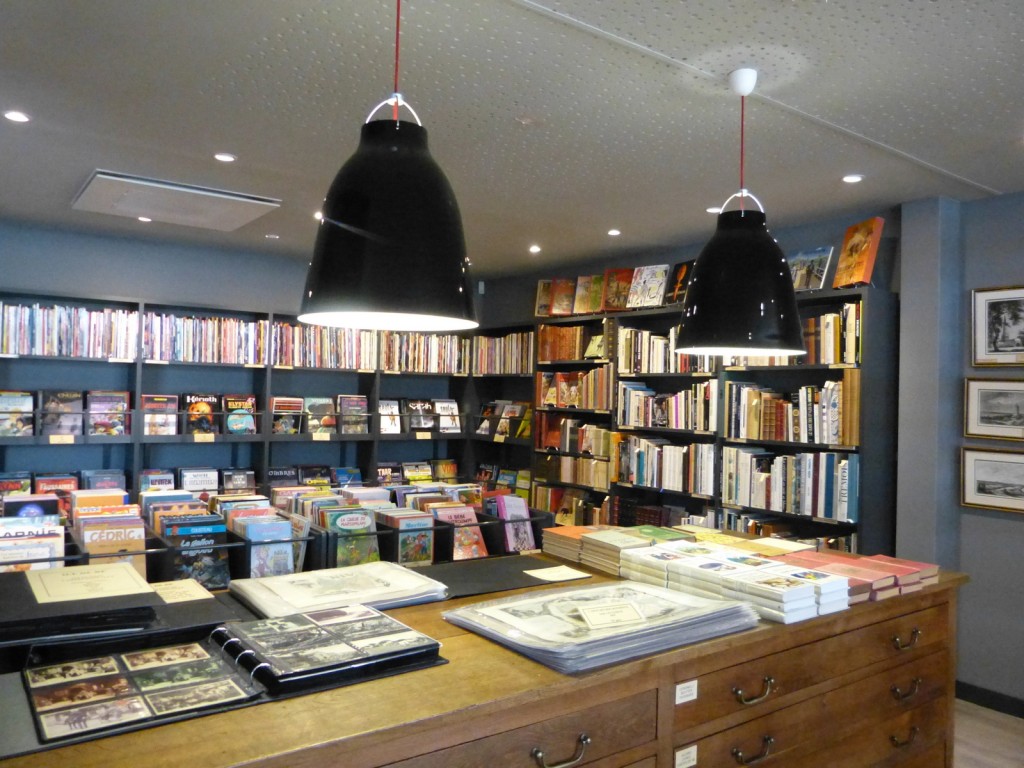 Loix - Installation de la librairie à Atelier Quillet - 9 avril 2015