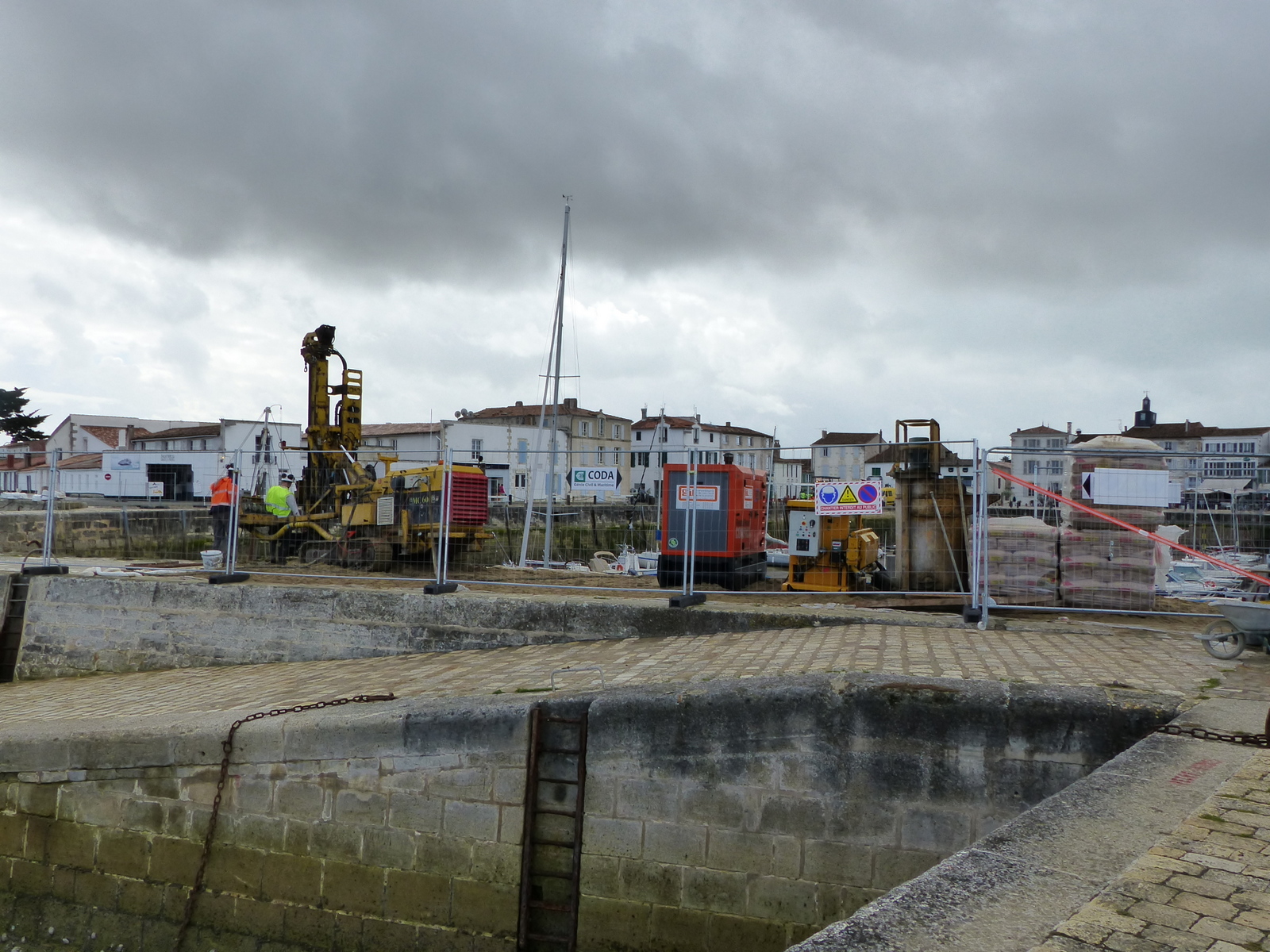 Meteo La Flotte En Ré 15 Jours La Flotte : porte à flots, parapets et batardeaux – Chroniques ordinaires  des petits moments de la vie rétaise