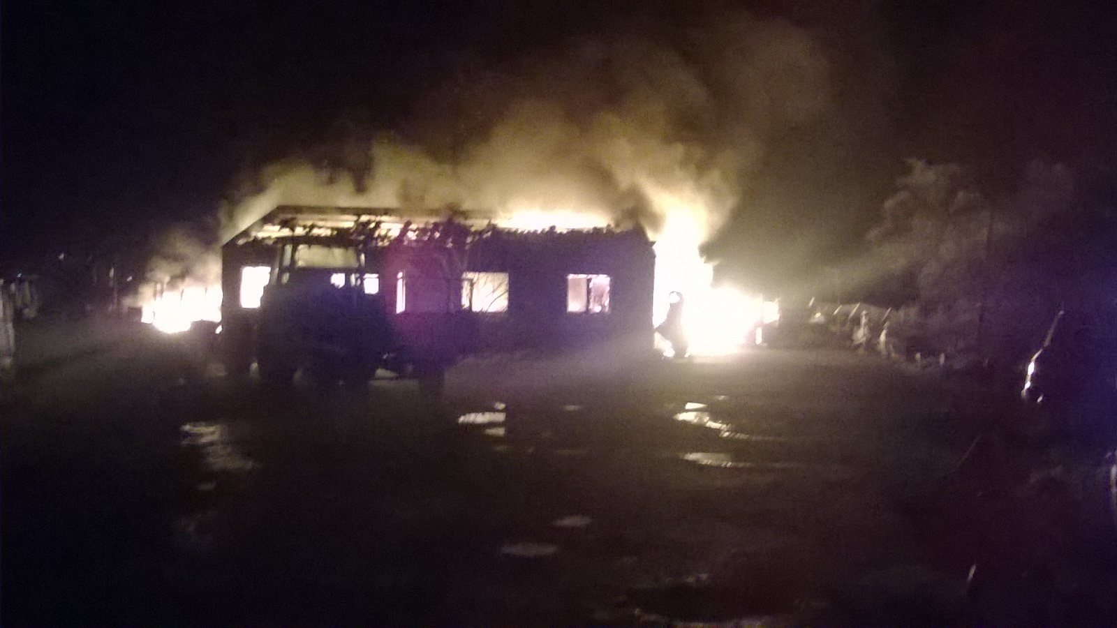 Loix - Incendie dans cabane ostréicole - 12 janvier 2015