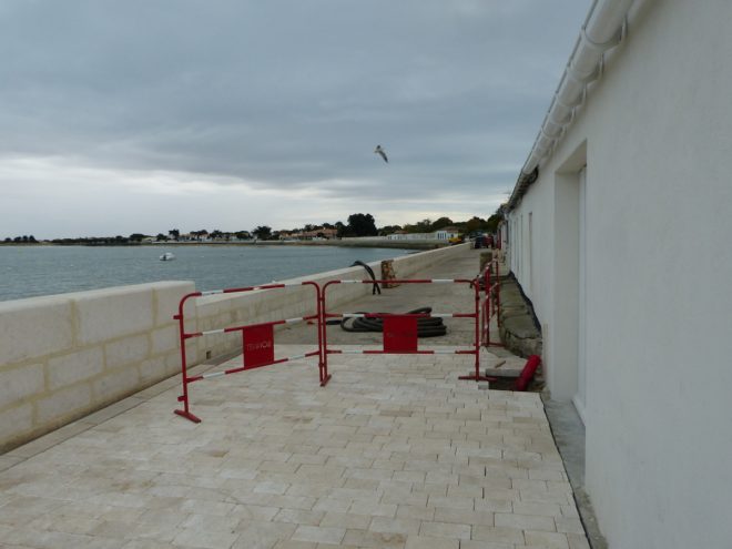 Port de La Flotte - Parapet promenade - 25 octobre 2016.