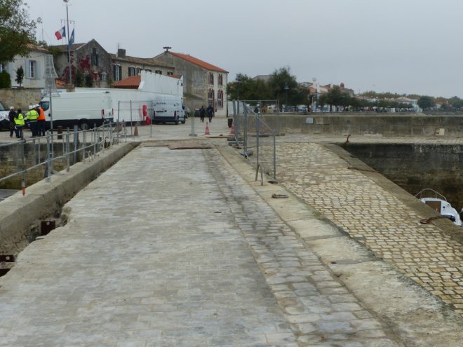 Port de La Flotte - Parapet môle Nord - 25 octobre 2016.