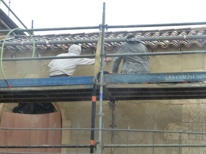 Ars-en-Ré - Travaux église - Chaulage des murs- 6 mars 2017