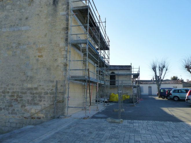 Ars-en-Ré - Travaux église - Chaulage des murs- 3 avril 2017