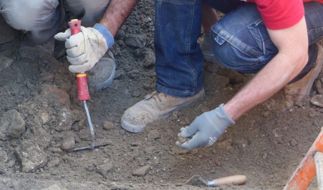 Ars-en-Ré - Travaux église - Sondages archéologiques - 16 mai 2017