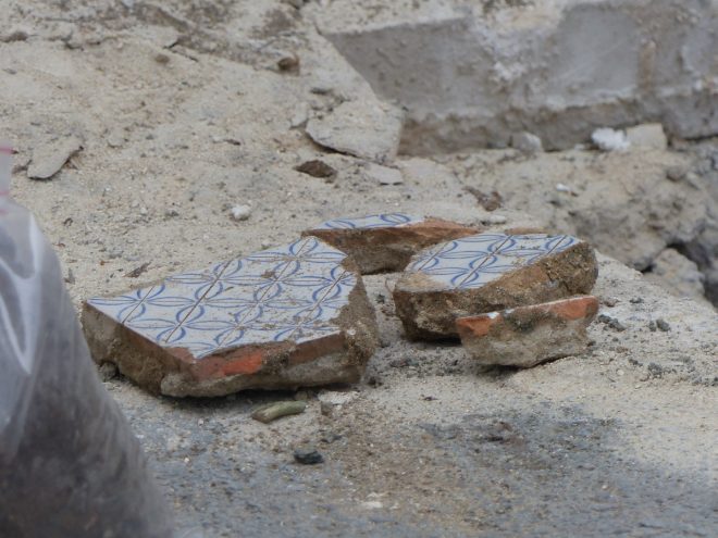 Ars-en-Ré - Travaux église - Sondages archéologiques - 17 mai 2017