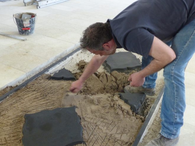 Ars-en-Ré - Travaux église - Sols - 30 mai 2018