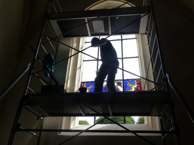 Ars-en-Ré - Travaux église - Vitraux - 13 juin 2018