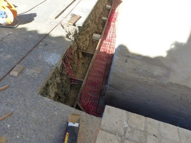 Eglise Ars - Travaux de drainage - Préparation - 25 septembre 2018