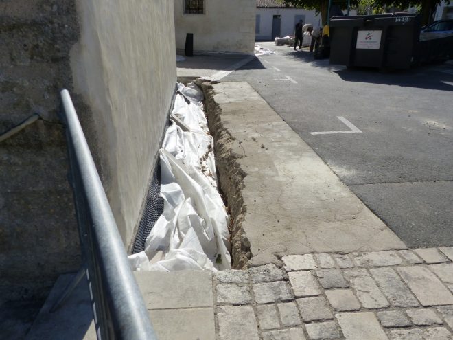 Eglise Ars - Travaux de drainage - Préparation - 25 septembre 2018
