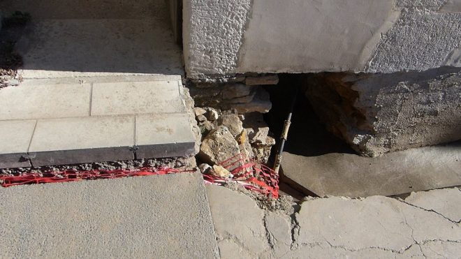 Eglise Ars - Travaux de drainage - Cour de la sacristie - 25 septembre 2018