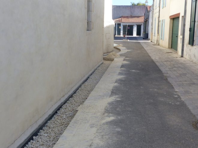 Eglise Ars - Travaux de drainage - Petit calcaire - 2 octobre 2018
