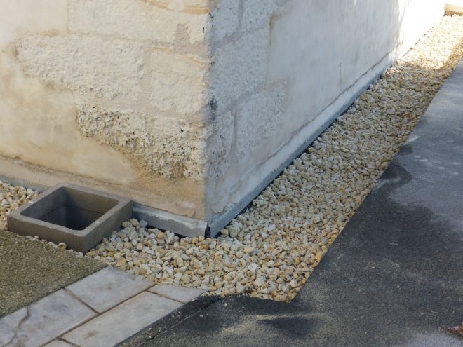 Eglise Ars - Travaux de drainage - Petit calcaire - 8 octobre 2018