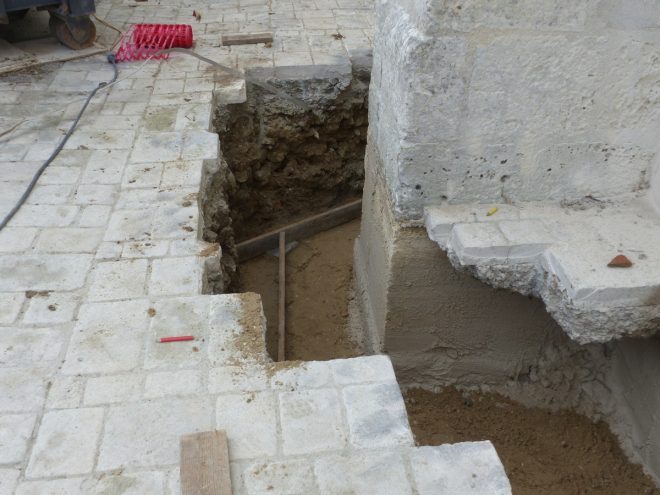 Eglise Ars - Travaux de drainage - Tranchées - 15 octobre 2018