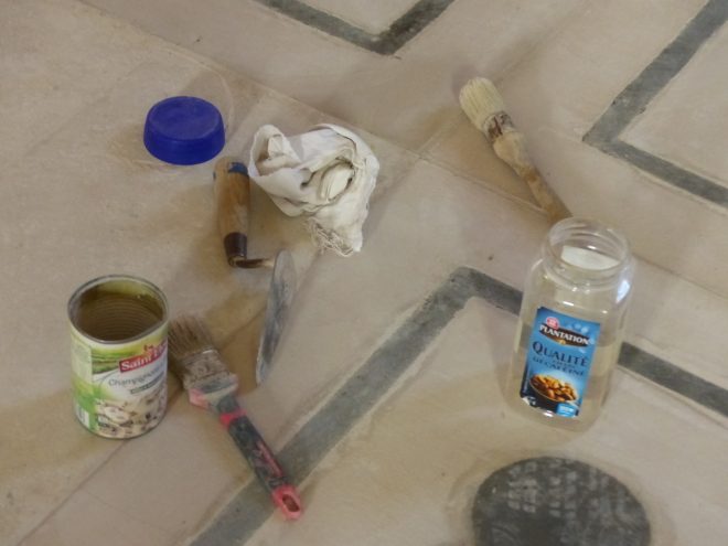 Eglise Ars - Restauration Croix de Consécration - 24 octobre 2018