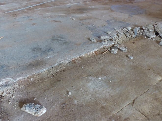 Eglise Ars - Vieux sols intérieurs - 12 novembre 2018