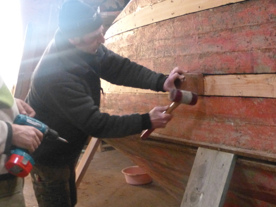 Pose des bordés du Jeannette Roger - Janvier 2013