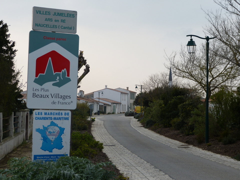 Deux beaux villages de France