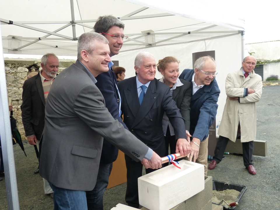 1ère pierre aux Brises Marines, Ars-en-Ré