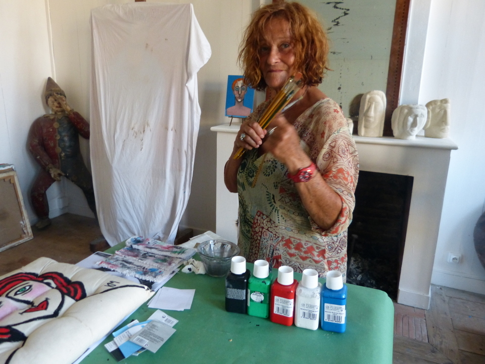 Katherine Margaritis dans son atelier