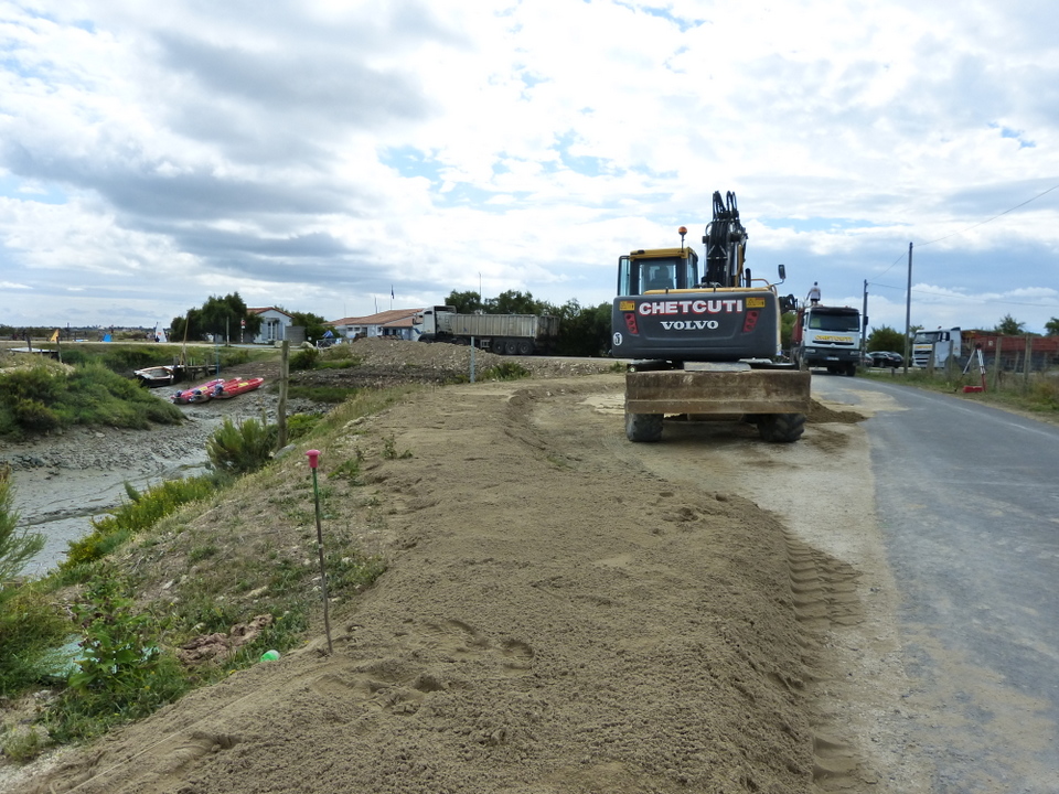 Digue du Goisil en construction – 7 août