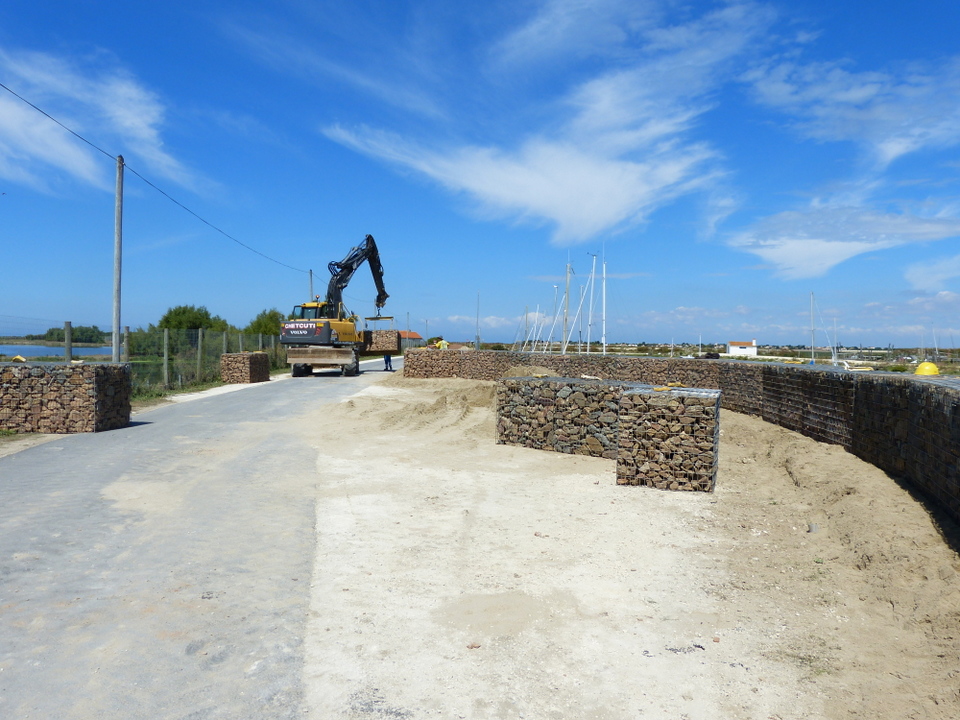 Digue du Goisil en construction – 8 août