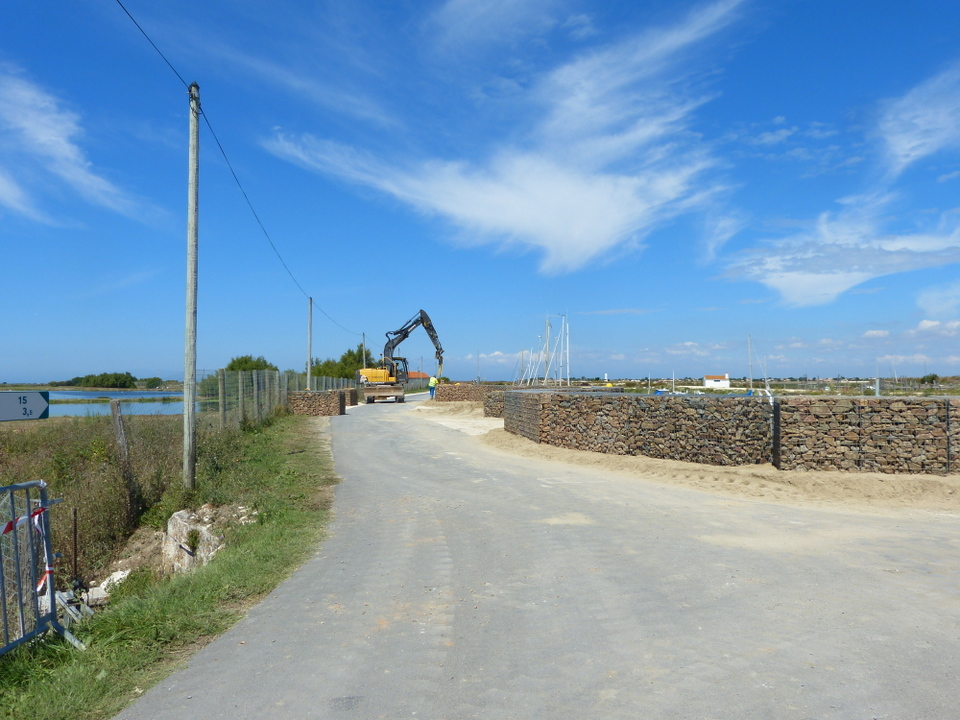 Digue du Goisil en construction – 8 août