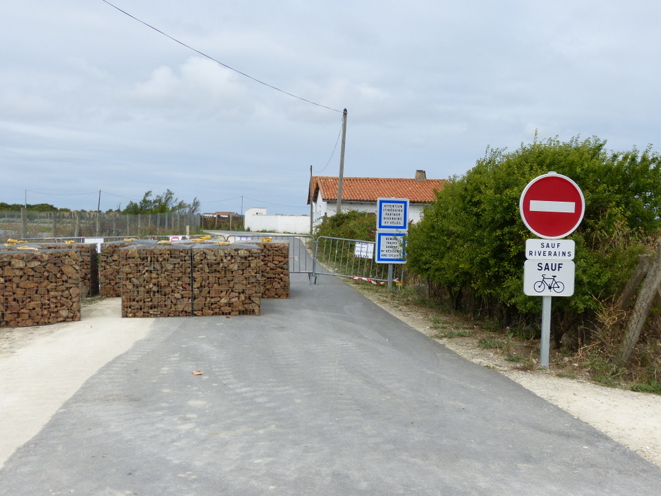 Digue du Goisil en construction – 9 août