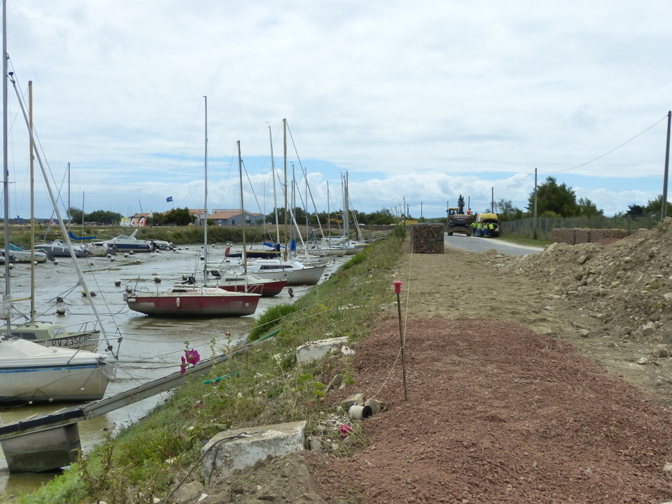 Digue du Goisil en construction – 9 août