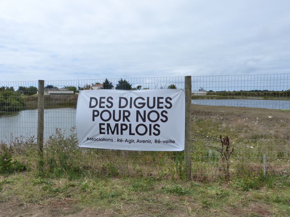 Digue du Goisil en construction - 9 août