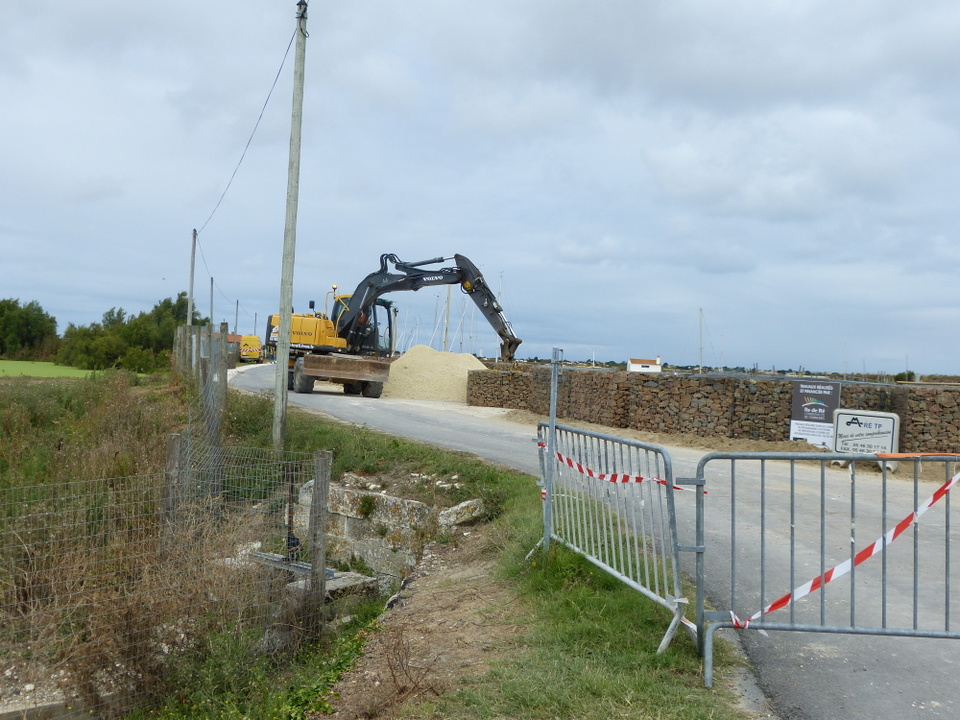 Digue du Goisil en construction - 9 août