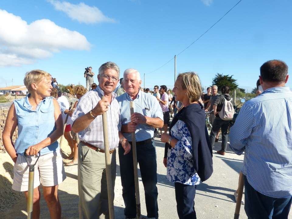 Digue du Goisil, La Couarde-sur-Mer - Opération remblayage