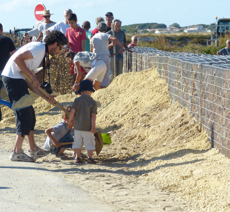 Digue du Goisil, La Couarde-sur-Mer - Opération remblayage